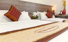Duong Gia Hotel  3*
